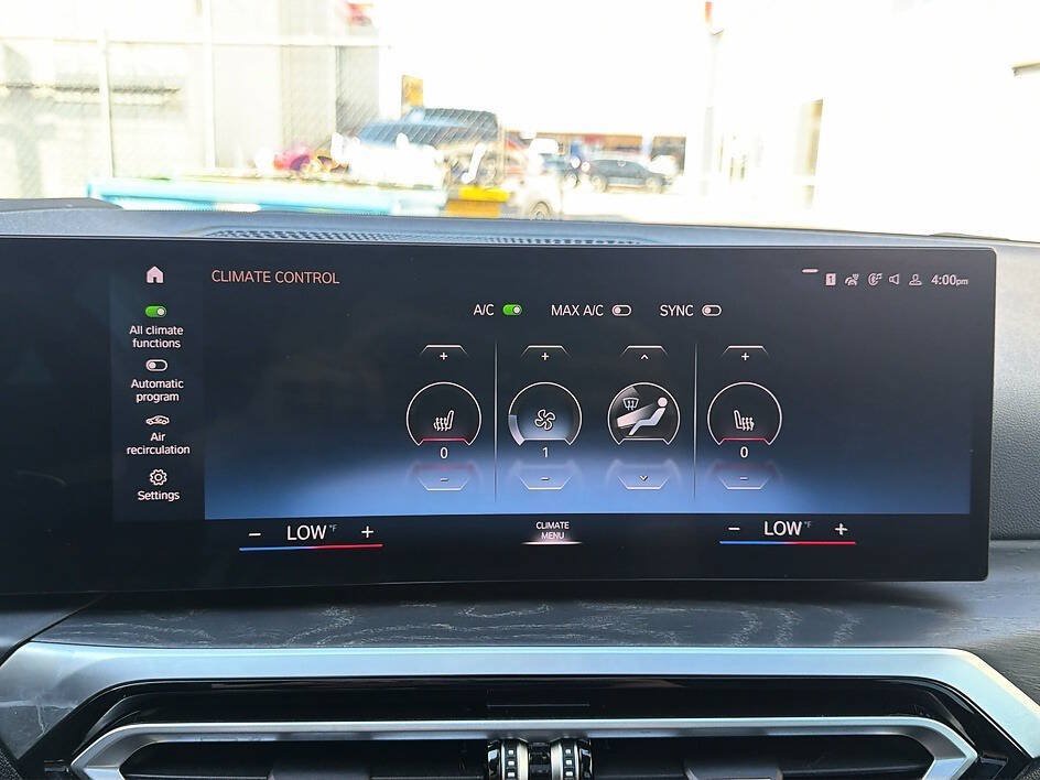 Used 2023 BMW 330i Sedan w/ Premium Package RWD image 14