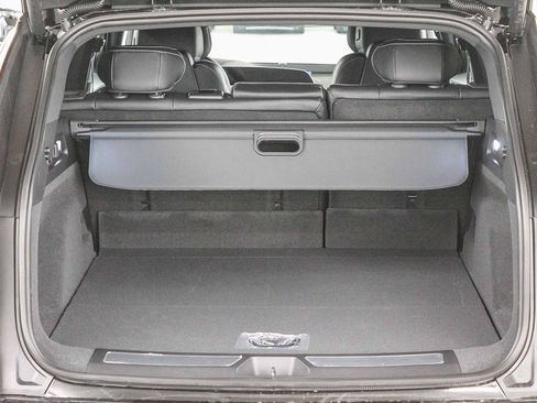 New 2026 Cadillac Lyriq V image 29