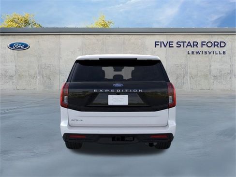 New 2025 Ford Expedition Active image 7