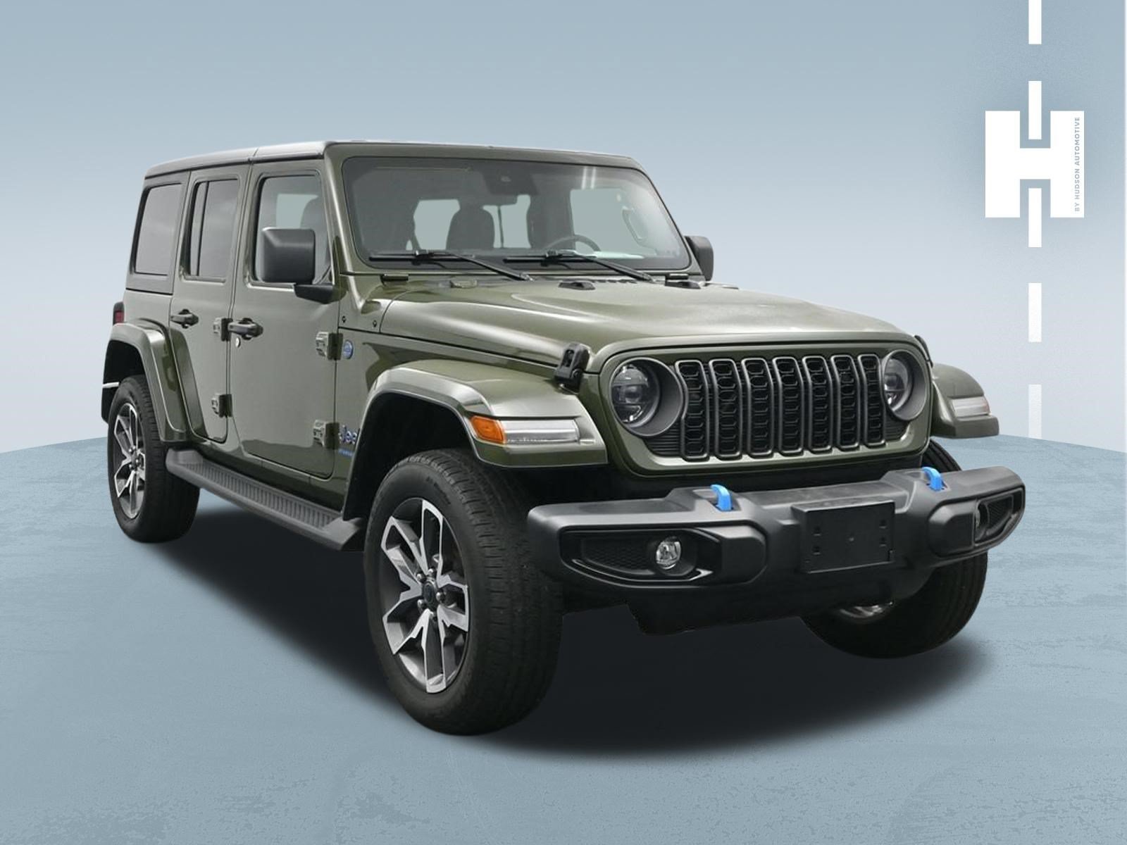 Used 2024 Jeep Wrangler Unlimited w/ Convenience Group AWD/4WD image 3