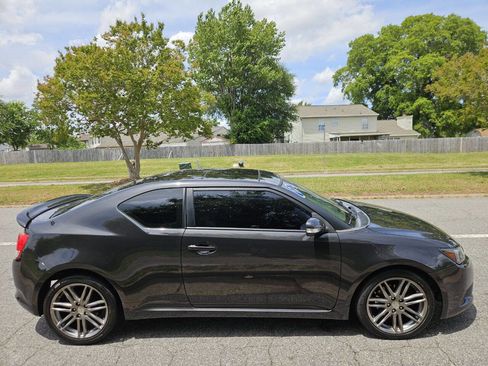 Used 2012 Scion tC FWD image 6