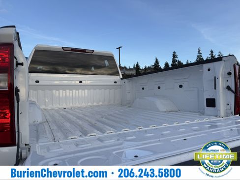 Used 2024 Chevrolet Silverado 2500 LT image 34
