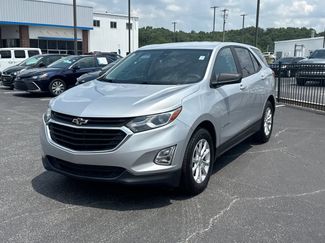 Used 2020 Chevrolet Equinox LS w/ LS Convenience Package FWD video 2