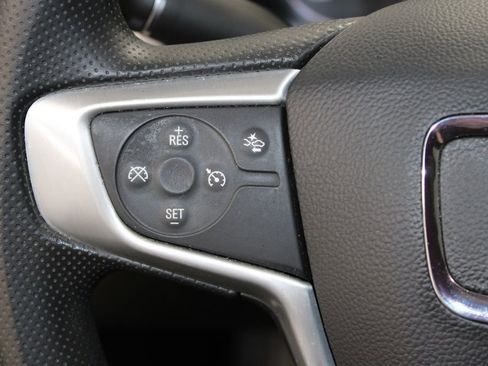 Used 2022 GMC Acadia SLE w/ Driver Convenience Package image 35