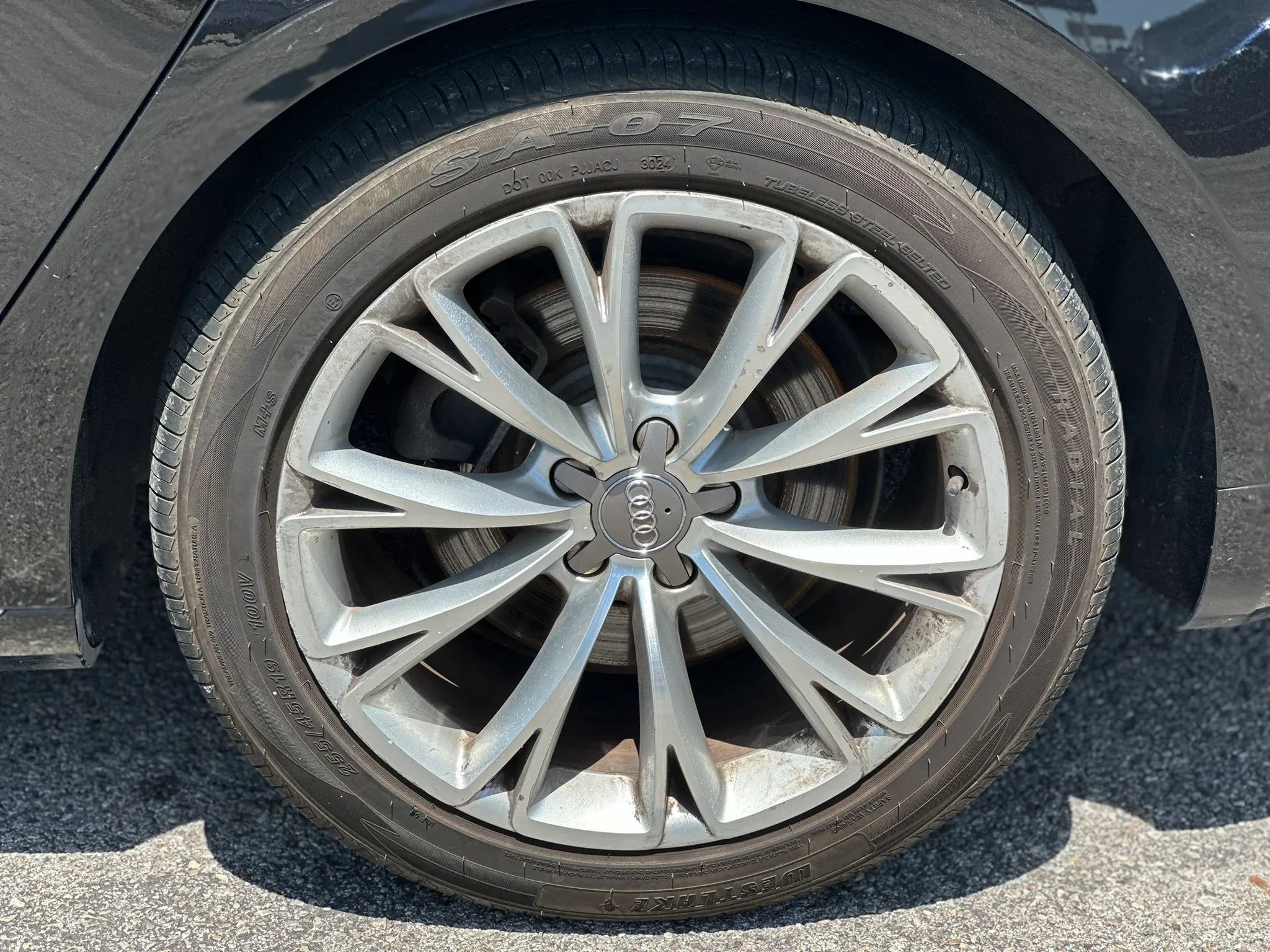 Used 2014 Audi A8 L TDI AWD/4WD image 24