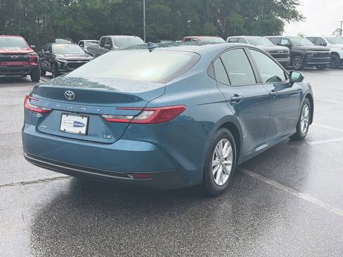 Used 2025 Toyota Camry LE FWD image 4