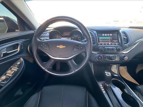 Used 2018 Chevrolet Impala Premier FWD image 8
