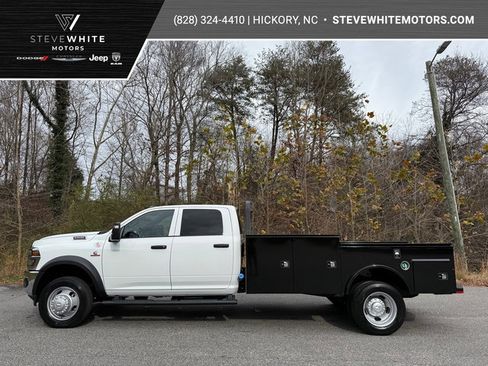 New 2026 RAM 5500 Tradesman image 1