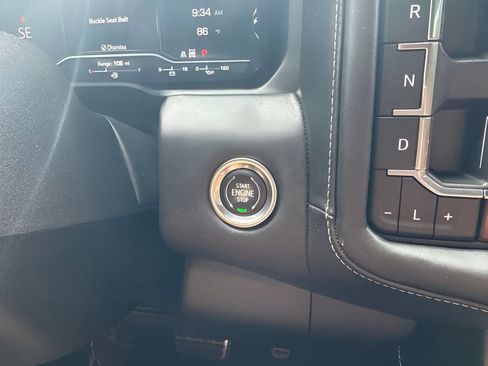 Used 2023 GMC Yukon XL Denali Ultimate AWD/4WD image 28