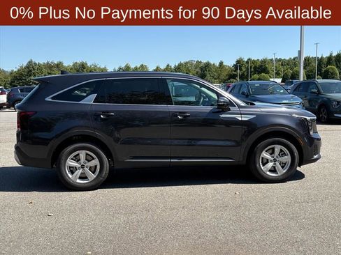 New 2026 Kia Sorento LX image 8