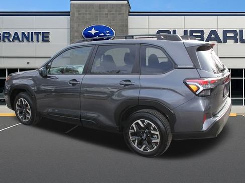 Certified 2025 Subaru Forester Premium image 8