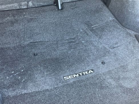 Used 2017 Nissan Sentra S image 13