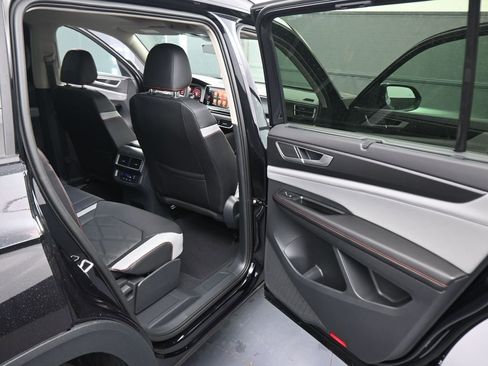 New 2026 Volkswagen Atlas Peak Edition AWD/4WD image 42