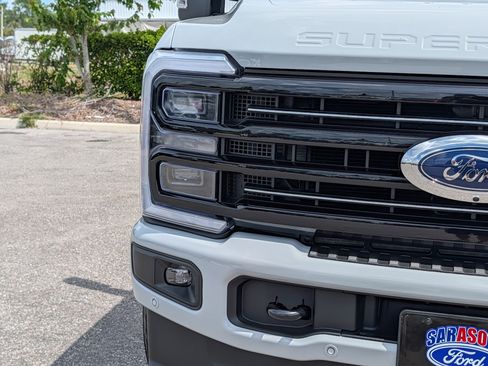 New 2026 Ford F250 Platinum AWD/4WD image 10
