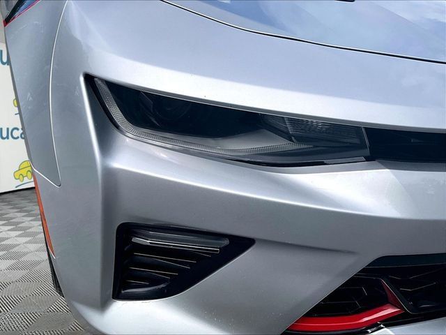 Used 2018 Chevrolet Camaro SS w/ Redline Edition RWD image 30