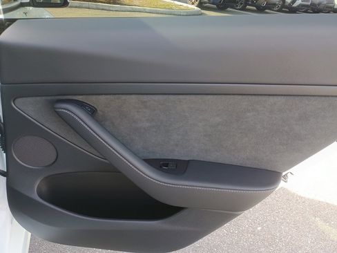 Used 2023 Tesla Model 3 Performance image 19