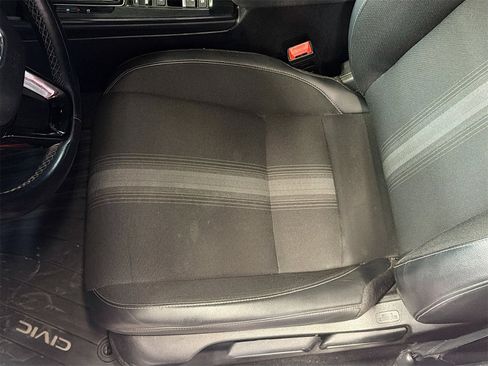 Used 2022 Honda Civic Sport image 18
