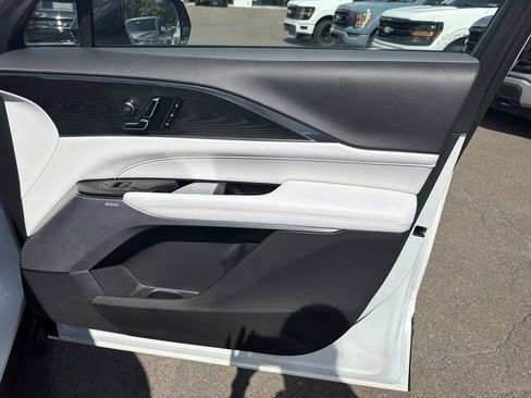 Used 2024 Cadillac Lyriq Luxury w/ LPO, Floor Liner Package AWD/4WD image 14