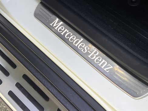 Used 2020 Mercedes-Benz GLE 450 4MATIC w/ AMG Line Exterior image 36