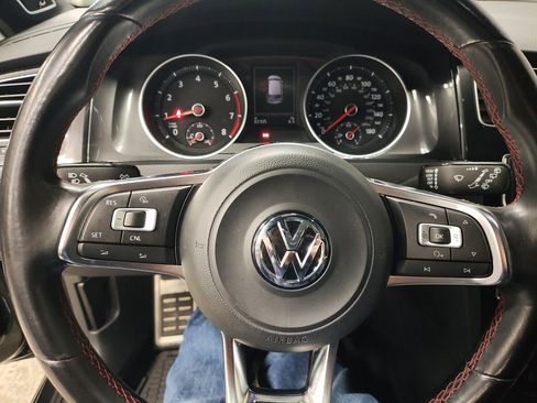 Used 2015 Volkswagen GTI Autobahn image 29