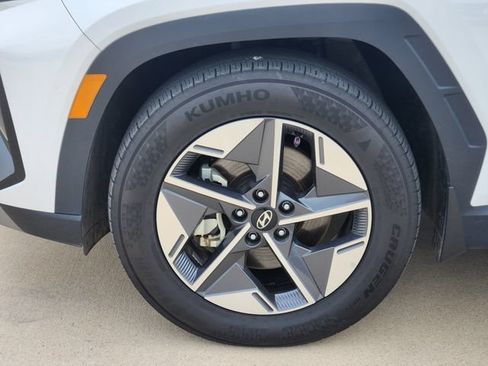 Certified 2025 Hyundai Tucson SEL FWD image 7
