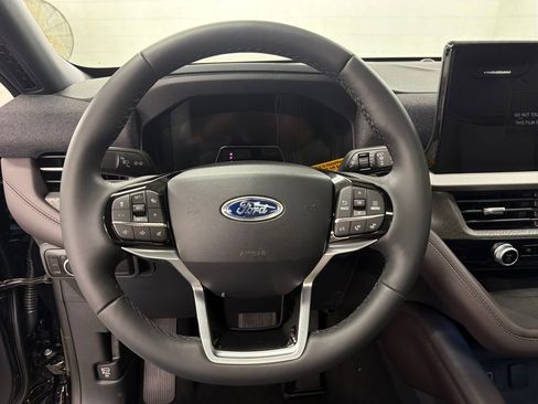 New 2026 Ford Explorer Platinum w/ LUX Leather Package AWD/4WD image 19