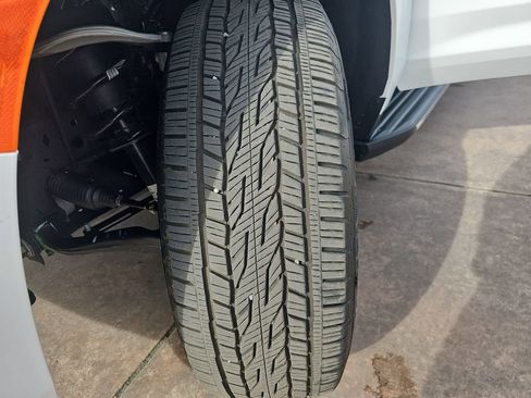 Used 2024 Chevrolet Tahoe LS image 35