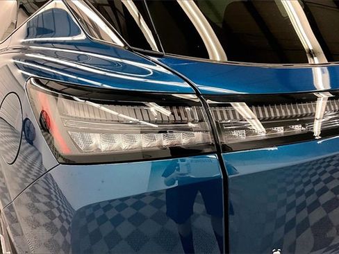 New 2025 Nissan Murano SL image 16