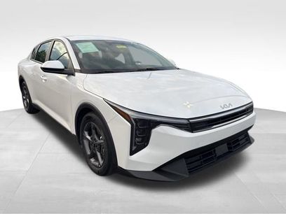 Certified 2025 Kia K4 LXS