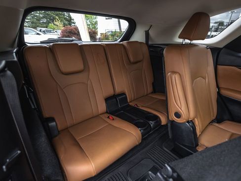 Used 2022 Lexus RX 450hL AWD w/ Premium Package image 29