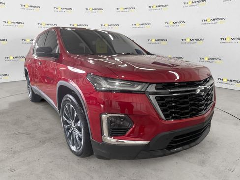 Used 2023 Chevrolet Traverse RS FWD image 7
