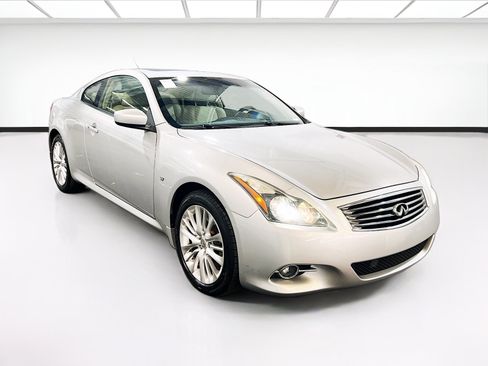 Used 2015 INFINITI Q60 AWD Coupe w/ Premium Package image 3