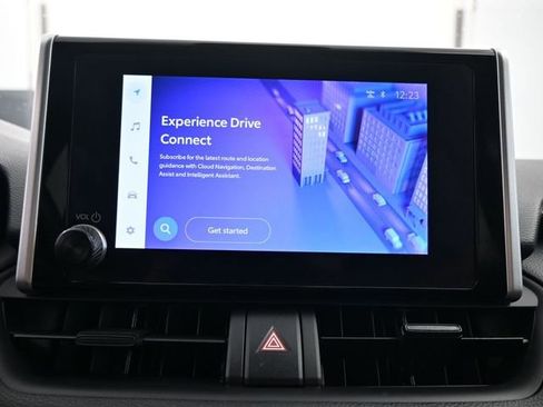 Used 2024 Toyota RAV4 LE image 17