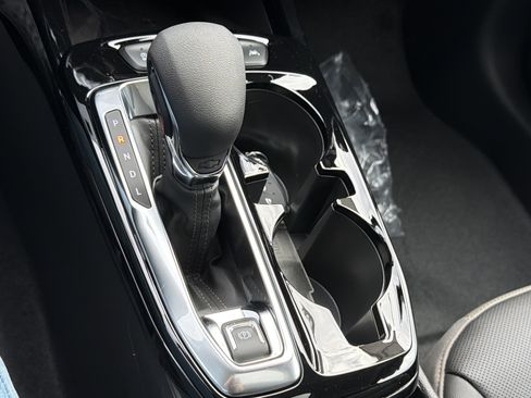 New 2026 Chevrolet Trax ACTIV w/ Sunroof Package image 24