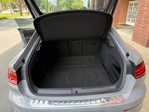 Used 2023 Volkswagen Arteon SEL w/ Arteon MDO Package AWD/4WD image 9