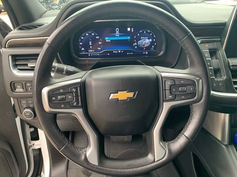 Used 2022 Chevrolet Tahoe LT w/ Luxury Package AWD/4WD image 22