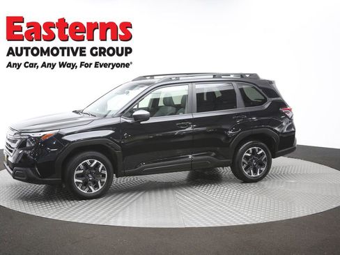 Used 2025 Subaru Forester Premium AWD/4WD image 60