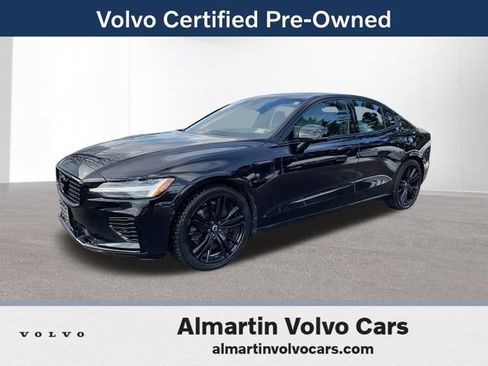 Certified 2022 Volvo S60 T8 R-Design image 1