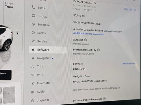 Used 2023 Tesla Model Y Long Range image 34