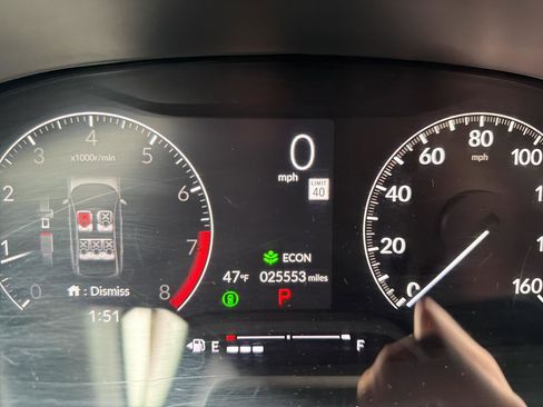 Used 2023 Honda Civic Sport image 28