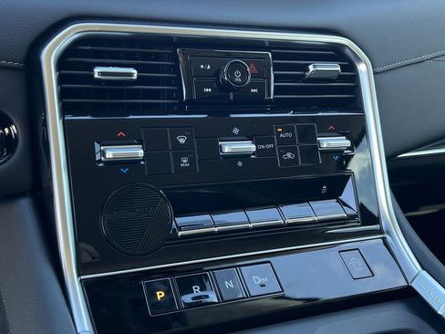 New 2026 Nissan Armada SV image 11