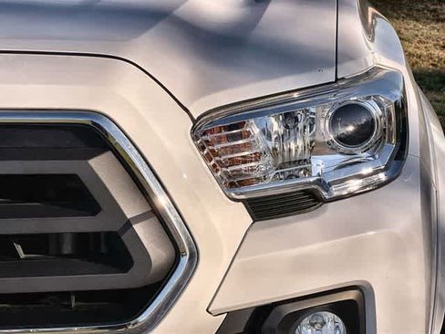 Used 2023 Toyota Tacoma SR5 image 24