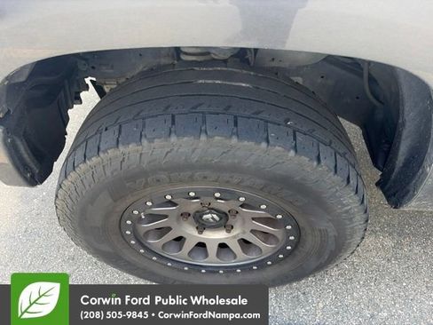Used 2017 Toyota Tundra SR5 w/ TRD Off Road Package AWD/4WD image 8