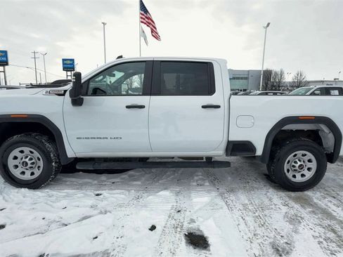 Used 2024 GMC Sierra 2500 Pro image 5