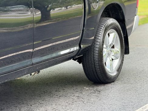 Used 2015 RAM 1500 Big Horn AWD/4WD image 11