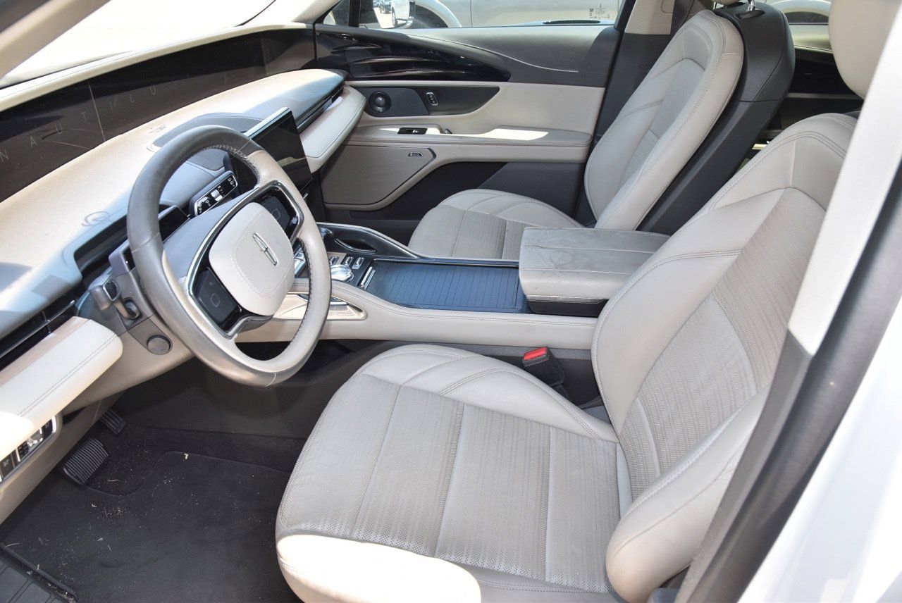 Certified 2024 Lincoln Nautilus Reserve w/ Equipment Group 202A AWD/4WD image 10