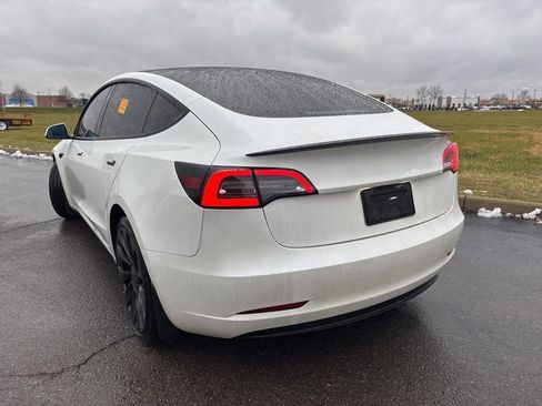 Used 2022 Tesla Model 3 Performance image 6