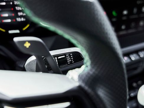 Used 2025 Porsche 911 GT3 RS w/ Weissach Package RWD image 60
