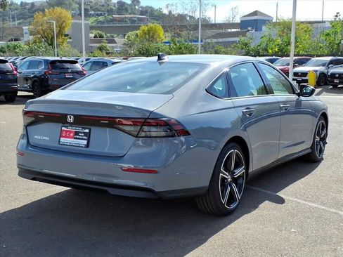 New 2026 Honda Accord SE image 4