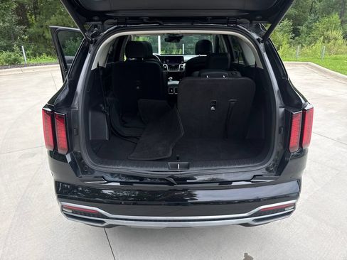 Used 2023 Kia Sorento EX w/ Panoramic Sunroof Package FWD image 33